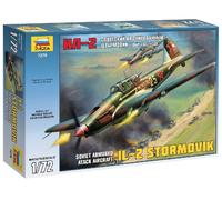 IL-2 Stormovik Soviet Armored Attack Avion 1:72 Plastique Model Kit Zvezda