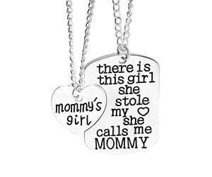 Il y a cette fille, elle a volé mon coeur, elle m'appelle maman' 'Collier de maman' pendentif gravé ensemble cadeau pratique et pratique