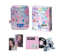 Illit - 1er album unique [Not Cute Anymore] (ILLIT x Ashley Williams Pouch / COLLAGE ver.) Boîte d'envoi + porte-clés + Mini CD-R + carte photo + cadeau