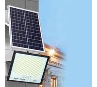 Illuminez vos allées et jardins en toute confiance. Découvrez la puissance de ces spots solaires fiables et extérieurs (800 W/322 LED)