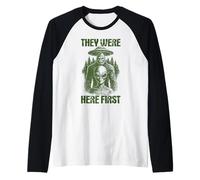 Ils étaient là : Premier OVNI Extraterrestre rétro Cryptid Bigfoot Manche Raglan
