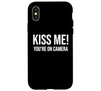 I'm Just Here for The Kiss Cam Show Kiss Me Youre on Camera Coque pour iPhone X/XS