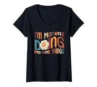 I'm Marlene Doing Marlene Things Funny Groovy Retro Marlene T-Shirt avec Col en V