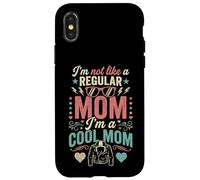I'm Not Like A Regular Mom I'm A Cool Mom Retro Edgy Coque pour iPhone X/XS