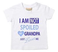 i'm not Spoiled My Grandpa Just Loves Me garçons T-shirt bébé tout-petit enfants Disponible en tailles 0-6 mois pour 14-15 ans petit-fils blanc blanc 12-18 mois