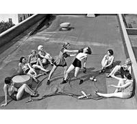 Impression Sur Toile Affiche Vintage En Noir Et Blanc Représentant Une Femme Mangeant Des Pâtes, Avec Cyclisme, Surf, Plage, Coupe De Cheveux Dans Le Golfe, Peinture Sur Toile, Décoration D'Int