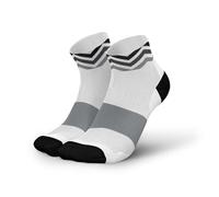 INCYLENCE ULTRALIGHT Paire de chaussettes de course courtes pour homme et femme avec compression légère, Blanc ondulé, 43-46