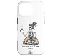 Inner Peace Outer Chaos Squelette Café Halloween Yoga Coque pour iPhone 16 Pro