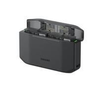Insta360 Étui de charge rapide X6 | Chargement, stockage et transport, manipulé par une boîte.