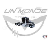 International Lonestar Silver and Black