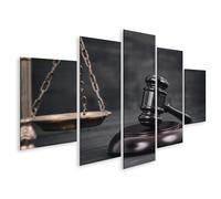 islandburner Image sur toile représentant un marteau de juge et une balance, une salle d'audience, une image symbolique