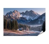 islandburner Poster des Alpes bavaroises Aube sur les montagnes enneigées et la cabane forestière - Poster 130 x 90 cm