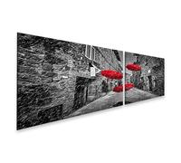 islandburner Prime Image sur toile Parapluies rouges dans une ancienne ruelle pavée sous la pluie Images murales Poster