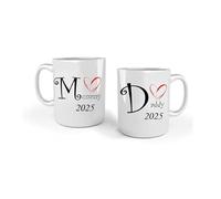 iTRONiK Ensemble de Tasses en Forme de cœur avec Inscription « Mummy and Daddy » 2020, Parfait pour Les Nouveaux Parents Maman et Papa, Blanc, 11 oz