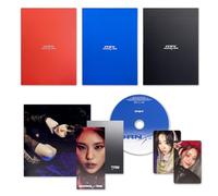 ITZY - BORN TO BE 2nd Album (STANDARD Ver. / Random) Photobook + CD-R + Lyric Book + Photocards + Mini Folding Poster + 2 Pin Badges + 4 Extra Photocard Official K-POP Sealed Album