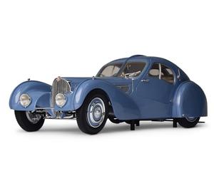 ixoCOLLECTIONS 1:8 IXO Bugatti 57 SC Modèle Réduit, Kit Métal, Haute Précision