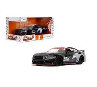 Jada Toys Bigtime Muscle 1:24 Ford Mustang Dark Horse Voiture moulée sous pression - Portes, capot, coffre, pneus en caoutchouc (noir brillant)