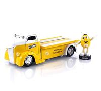 JADA TOYS - for COE Flatbed Truck with M&M's Yellow Figure - 1947-1/24