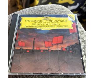 Järvi - Chostakovitch : Symphonie n° 12 "L'année 1917" ; L'Age d'or ; Hamlet