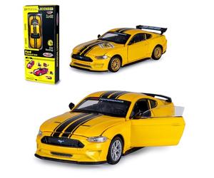 JAMARA 402610 Ford Mustang GT Diecast 1:42 - Jouet de Voiture Miniature pour Enfant, idée Cadeau pour Enfants, Portes Ouvertes/Fermeture Manuelle, Tuning