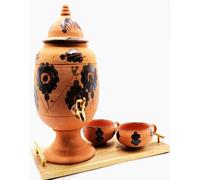 JARRE EN TERRE CUITE AVEC ROBINET : UNE MANIÈRE NATURELLE DE PURIFIER VOTRE EAU - ENSEMBLE COMPLET AVEC 2 TASSES ET UN PLATEAU EN BOIS INCLUS, CAPACITÉ DE 3+ ou - LITRES