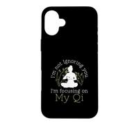 Je ne Vous Ignore Pas, Je me concentre sur Mes Fans de Qi Funny Qigong Coque pour iPhone 16 Plus