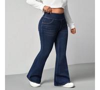 Jeans évasés en denim bleu extensible grande taille avec jambe fuselée élastique. Leggings taille haute grande taille à taille élastique. Leggings stretch en jersey en denim léger et décontracté, conv