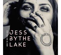 Jess by the lake - Under the red light shine
