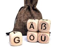 Jeu de dés unique en forme de lettre allemande - 5 dés en bois (20 mm) avec 26 majuscules et 4 personnages spéciaux, gravés au laser, livré avec un sac de rangement en lin