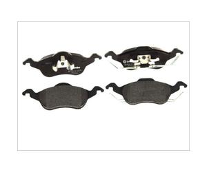 Jeu de plaquettes de frein BREMBO P 24 046, avant