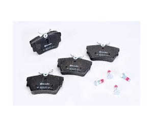Jeu de plaquettes de frein BREMBO P 59 041, arrière
