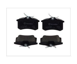 Jeu de plaquettes de frein BREMBO P 85 020, arrière