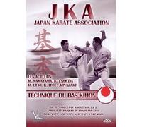 JKA - Japan Karate Association Technique du bas Kihon E