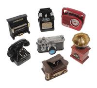 jojofuny Lot de 7 Mini Accessoires de Maison de Poupée en Résine Rétro Décor Vintage pour Café et Bar Incluant Radio Piano Mini Téléphone Phonographe et Caméra pour Ameublement