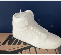 Jord 1 - AJ1 - Boîte de baskets montantes en cire de soja - Grande taille (bois de santal)