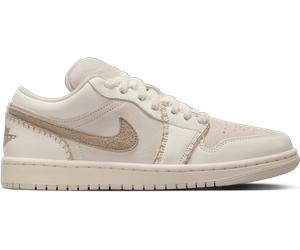 Jordan Air Jordan 1 Low Se Women Chaussures 44,5 Blanc