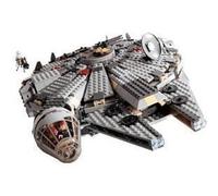 Jouet de construction - LEGO - Star Wars 4504 - Faucon Millénium - 1329 pièces - Mixte - A partir de 9 ans