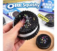 Jouet Squishy Anti-Stress Simulation Oreo Jouet à presser créatif en forme de gâteau à biscuits super doux. Gadget anti-stress en forme de biscuit sandwich. 1pc