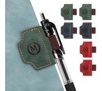 JSRQT Marque-page en Cuir Magnétique avec Porte-stylo, Signet à Lettre Initiale Style Rétro Accessoire Lecture,pour les Amoureux de la Lecture, Femmes, Hommes(Vert, M)