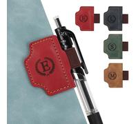 JSRQT Marque-page en Cuir Magnétique avec Porte-stylo, Signet à Lettre Initiale Style Rétro Accessoire Lecture,pour les Amoureux de la Lecture, Femmes, Hommes(Rouge,E)