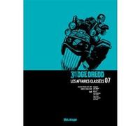 Judge Dredd, Affaires classées 7 John Wagner (Scénario), Carlos Ezquerra (Illustration), Steve Dillon (Illustration), Ron Smith (Illustration)