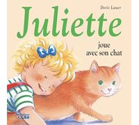 Juliette joue avec son chat