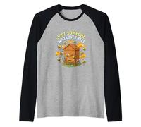 Just Someone Who Loves Beekeeper Manche Raglan