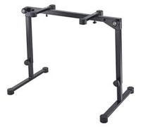 K&M 18820 Table pour clavier Omega Pro - noir en acier avec 4 serre-câbles - dimensions de rangement plates - extensible - sangle de transport incluse