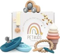 KALANKA-Jouets d'éveil bebe 3-36 mois - Coffret Cadeau Naissance - 5 Jeux Montessori en Bois & Silicone: 1 Set de Jouets de Bain, 1 Tour à Empiler, 1 Anneau de Dentition, 1 Voiture en Bois + 1 Attach