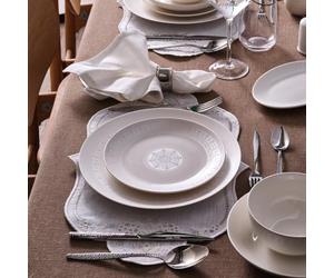 Karaca Forever Bone Artiste Service de Table 53 Pièces pour 12 Personnes, Vaisselle Blanc en Porcelaine avec Assiettes, Bols à Céréales/Soupes, Plats de Service, Petites Assiettes, Salière & Poivrière