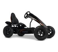 BERG Kart à pédales avec XXL-Frame Black Edition | Go-Kart pour Enfants, Karting avec Sìege Réglable et Roue Libre, Jouets d'enfants a partir de 5 Ans