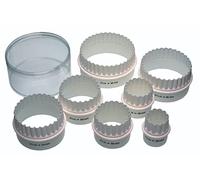 KC BLUE KitchenCraft - Emporte-Pièces Ronds à Double Tranchant, Bords Cannelé/Lisse, Plastique, Lot de 7