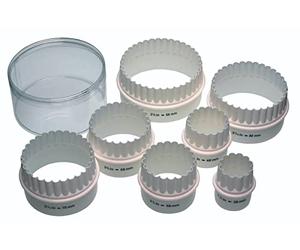 KC BLUE KitchenCraft - Emporte-Pièces Ronds à Double Tranchant, Bords Cannelé/Lisse, Plastique, Lot de 7