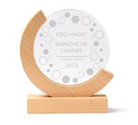 KDO MAGIC - Trophée Personnalisable - Coffret Cadeau Inclus - Trophée Verre personnalisé - Texte, prénom ou Date gravé - Rond Bois - Anniversaire, Employé du Mois, Retraite - Thème Entreprise